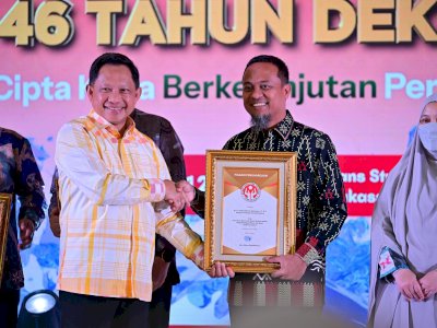 Gubernur Andi Sudirman Terima Penghargaan Dekranas, Mendagri Puji Kesuksesan Syukuran Dekranas ke-46 dan HKG PKK ke-54 di Sulsel