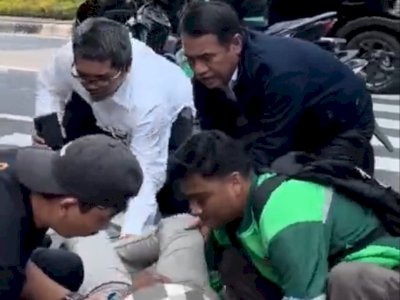 Terlambat Ratas Bersama Presiden, Mentan Amran Ternyata Tolong Korban Kecelakaan di Menteng