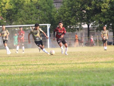 Kuda Hitam Dokter Koboi FC Diperkuat Ferdinand Sinaga, Menang Telak 4-0 atas Aksara FC