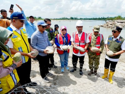 ​Gubernur Sulsel Resmikan Ground Breaking Penanganan Banjir Sungai Rongkong Rp5,9 Miliar di Luwu Utara