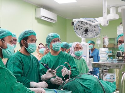 ETOS (Endoscopy Trans-Orbital Surgery) Kini Hadir di RSUD Labuang Baji, Perkuat Layanan Bedah Saraf