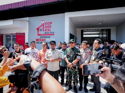 Dimulai dari Kopdes, Gubernur Andi Sudirman dan Bulog Salurkan 28.443 ton Beras untuk Warga Sulsel