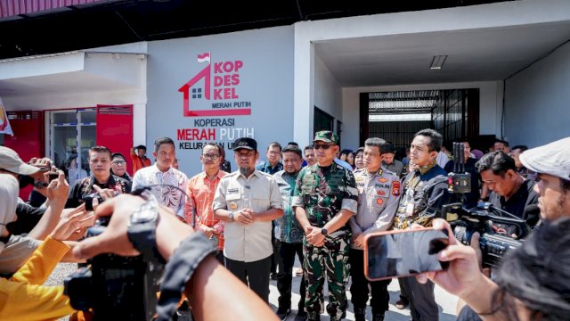 Dimulai dari Kopdes, Gubernur Andi Sudirman dan Bulog Salurkan 28.443 ton Beras untuk Warga Sulsel