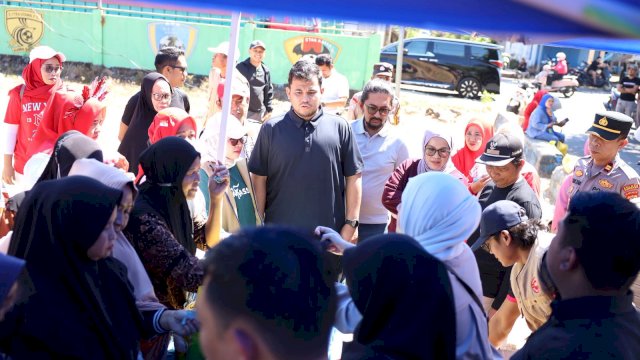 Bukan Sekadar Kunjungan! Andi Amar Pastikan Kebutuhan Pokok Murah Benar-Benar Sampai ke Masyarakat