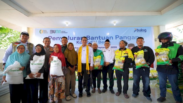 Bawa Titipan Presiden Prabowo ke Palu, Mentan Amran Tegaskan Bantuan Beras 100% Gratis