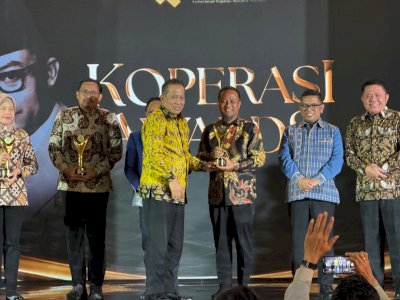Gubernur Sulsel Raih Bakti Koperasi Nayaka Mahambara di Ajang Koperasi Awards 2026