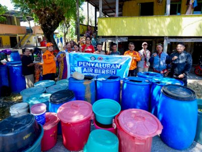 Pemprov Sulsel Salurkan Air Bersih untuk Warga Terdampak Kekeringan di Maros