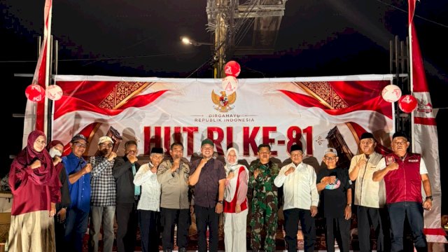 Foto bersama List.