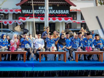 Saksikan Pawai Ta&rsquo;aruf, Gubernur Sulsel Sambut 117 Kontingen MTQ VIII KORPRI Nasional 2026