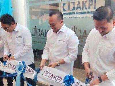 Diresmikan Sekjen Pusat, AKPI Wilayah Indonesia Timur Kini Memiliki Sekretariat Resmi di Makassar