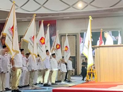 5 Kepala Daerah Diberi Mandat, Dasco Resmi Pengukuhan 7 Ketua DPC Gerindra di Sulsel