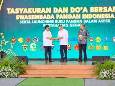 Direktur Utama PTPN I Luncurkan Buku “Pangan dalam Aspek Pertahanan Negara”, Tekankan Kedaulatan Bangsa