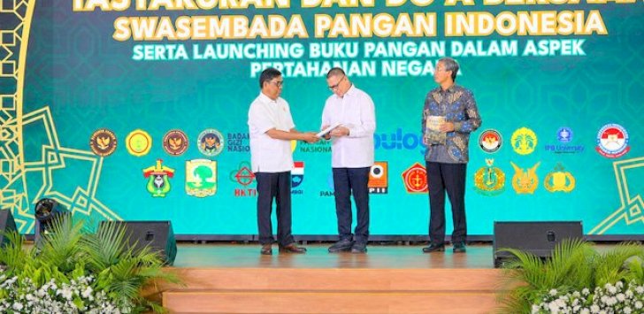 Direktur Utama PTPN I Luncurkan Buku “Pangan dalam Aspek Pertahanan Negara”, Tekankan Kedaulatan Bangsa