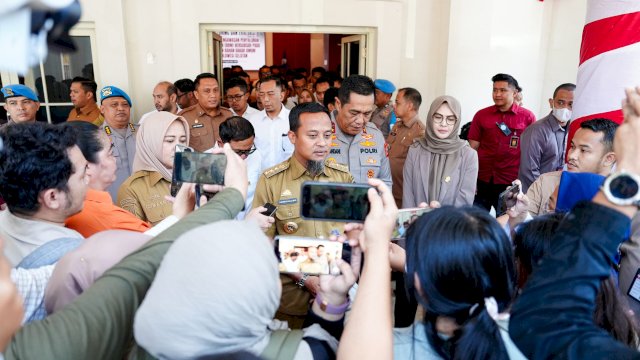 Gubernur Sulsel Ungkap Penyebab Antrean BBM: Migrasi dari Nonsubsidi ke Subsidi-Usulkan Penambahan Kuota 30 Persen