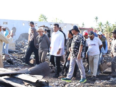 Duka Kebakaran di Sanrangen Bone, Andi Amar Turun Langsung Temui Warga Korban