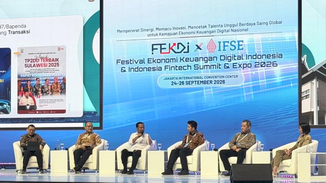 Sulsel Pelopor EKD, Gubernur Andi Sudirman Paparkan Capaian Digitalisasi Keuangan di FEKDI x IFSE 2026