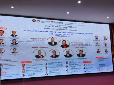 Dari Laboratorium hingga Pertahanan Negara, Taruna Ikrar Dorong Indonesia Berdaulat di Bidang Farmasi