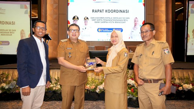 Buka Asesmen Kepsek, Wali Kota Makassar Tekankan Adaptasi Teknologi dan Pendidikan Karakter