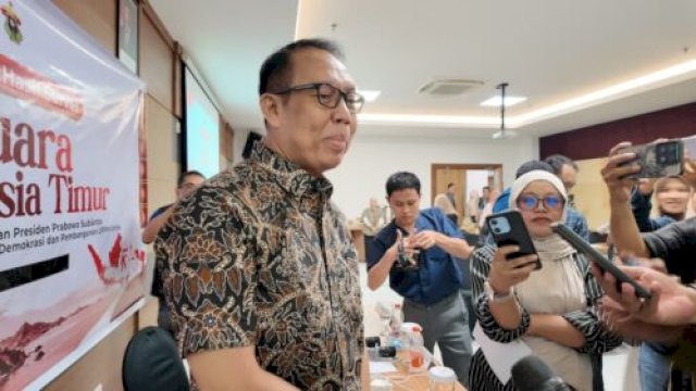 Foto : Kepala Pusat Penelitian Opini Publik, Demokrasi, dan Pembangunan LPPM Unhas, Prof. Imam Mujahidin Fahmid