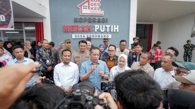 Dorong Ekonomi Desa, Menkop RI dan Gubernur Sulsel Tinjau KDKMP Sorowako di Luwu Timur