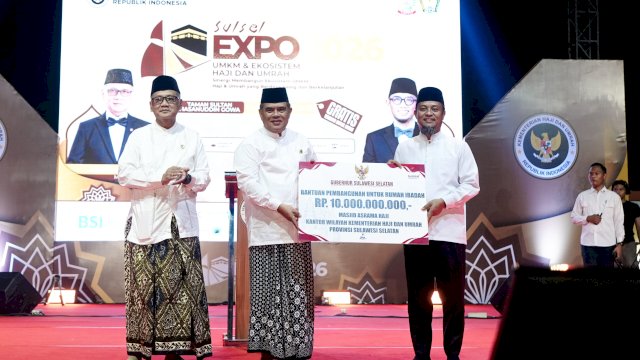 Gubernur Sulsel Serahkan Rp10 Miliar untuk Pembangunan Masjid Asrama Haji, Siapkan Lahan Kantor Kanwil Kementerian Haji dan Umrah