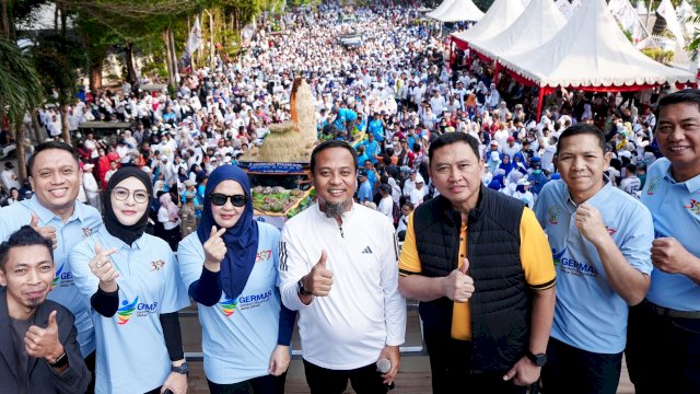 Gubernur Andi Sudirman Lepas Puluhan Ribu Peserta Jalan Sehat Anti Mager dan Kirab Swasembada Pangan