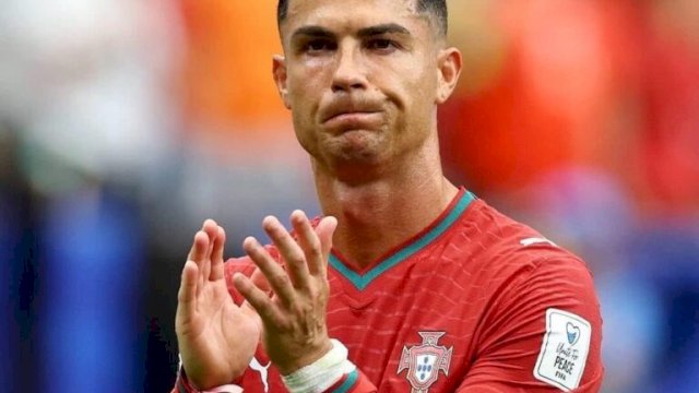 Cristiano Ronaldo Didenda dan Diskors 30 Hari