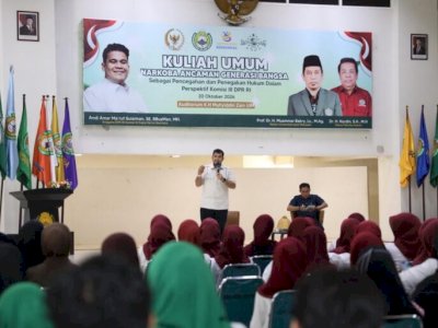 Bahas Ancaman Narkoba dan Penegakan Hukum, Andi Amar Ma&rsquo;ruf Sulaeman Beri Kuliah Umum di Fakultas Hukum UIM